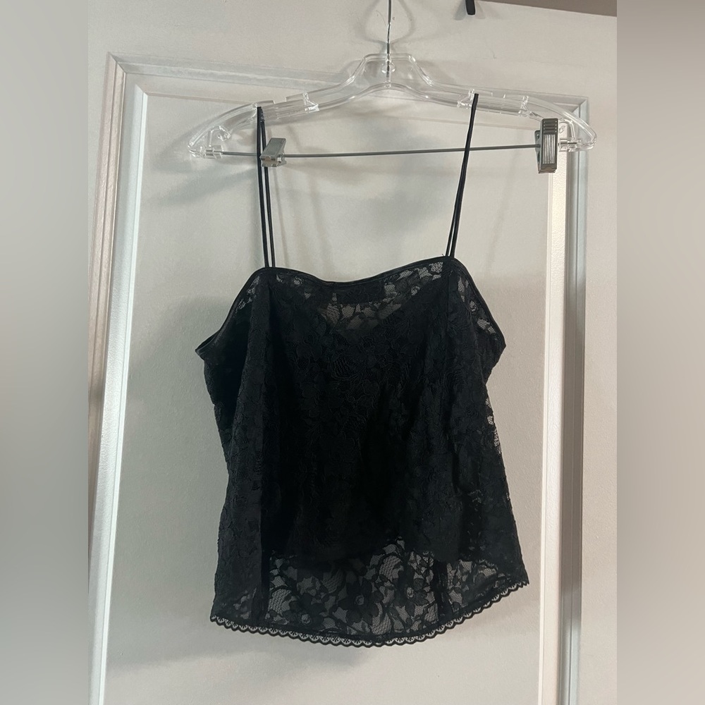 Vintage gold label Victoria’s Secret black lace top - Picture 2 of 3
